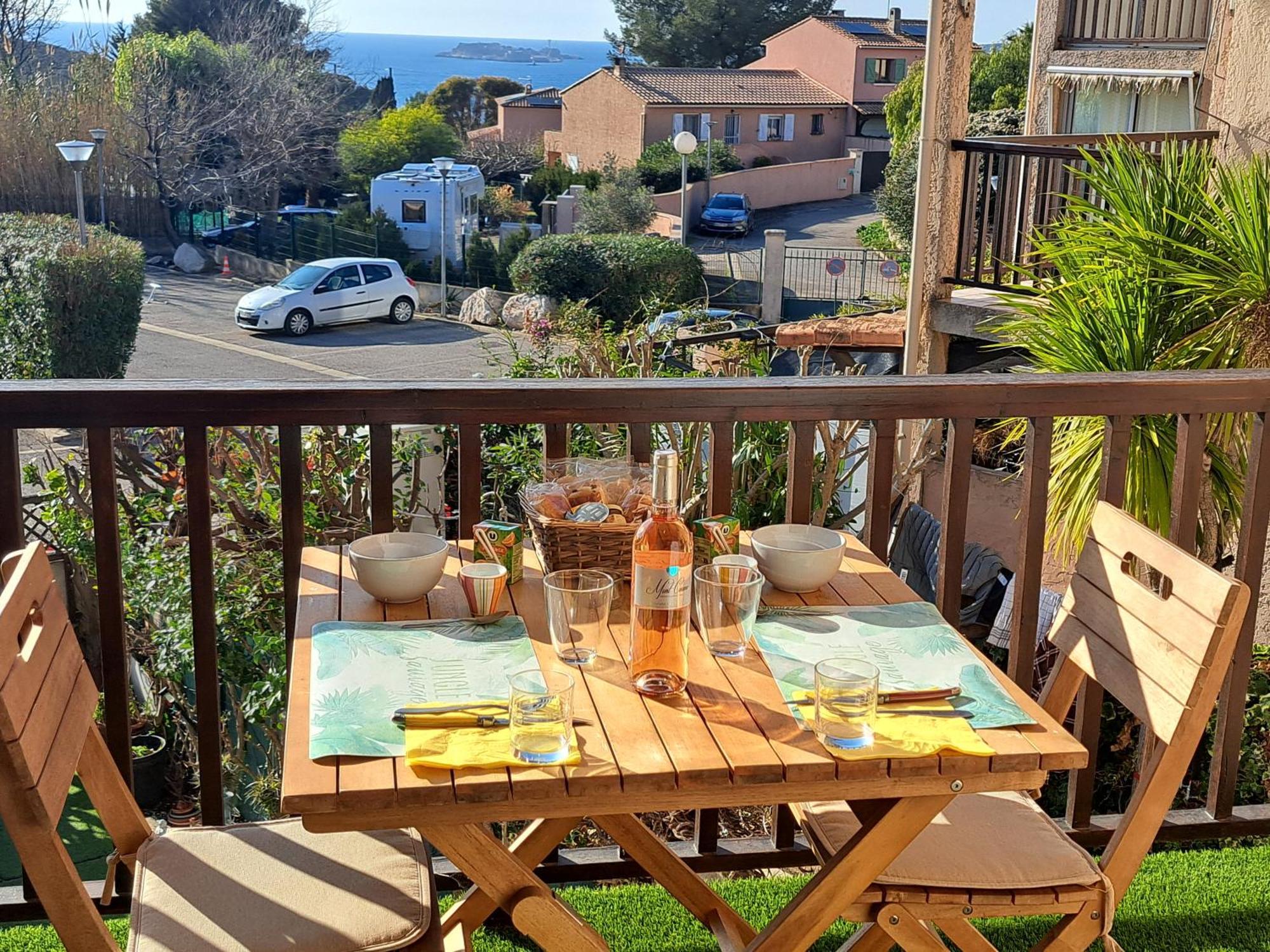 Апартаменты Sanary Bandol Plein Sud Экстерьер фото